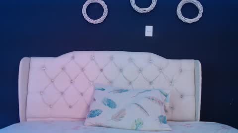 zoe online show from January 3, 11:35 am