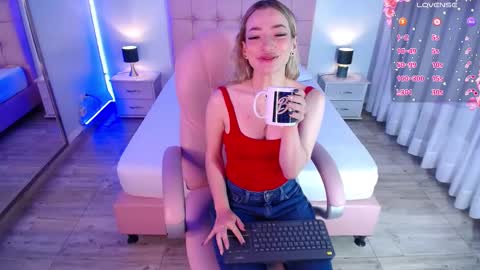 zoe online show from February 10, 11:57 am
