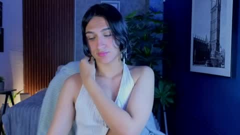 Snapshot of zoee_kiss_ chatting on March 25, 9:21 pm ZOE online show from March 25, 9:21 pm