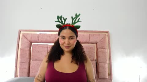 zoee online show from December 6, 9:21 am