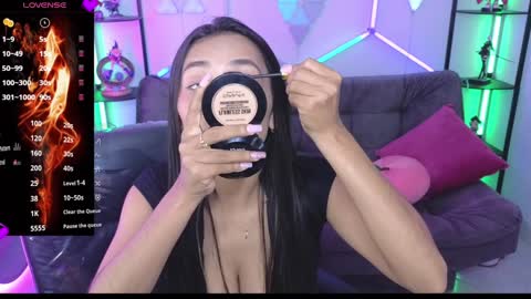 Snapshot of zoee_pamela99 chatting on January 31, 8:33 pm pamela online show from January 31, 8:33 pm