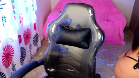 Snapshot of zoee_pamela99 chatting on October 25, 3:18 pm pamela online show from October 25, 3:18 pm