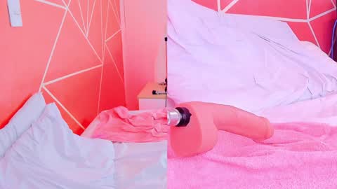    online show from February 9, 2:06 am