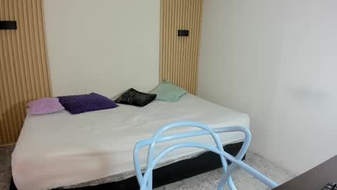 zoegrace5 online show from February 1, 3:16 am