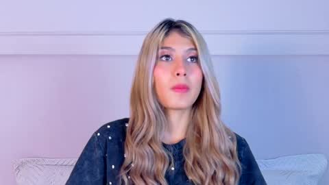 Zoe online show from October 6, 11:18 am