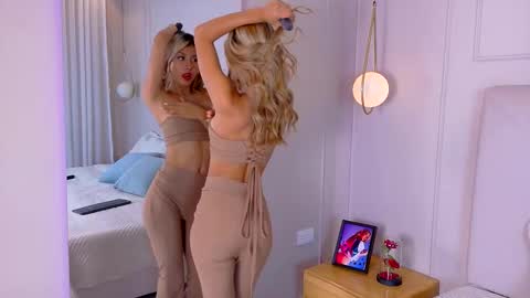 Zoe online show from October 21, 11:11 am