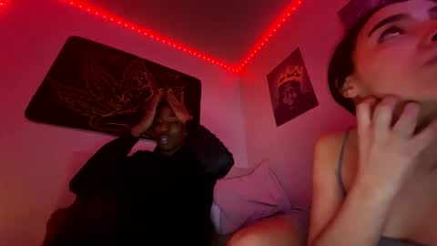 LovelyLatin25 online show from January 18, 1:30 am