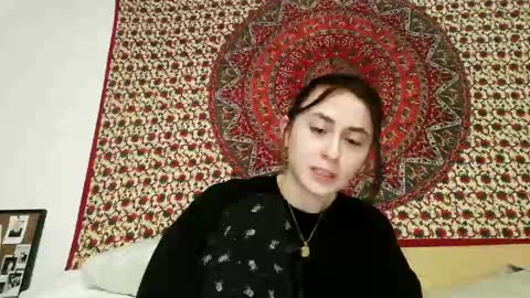 zoepleasing online show from March 4, 4:38 am