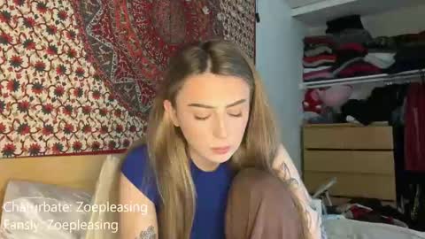 zoepleasing online show from November 13, 12:53 am