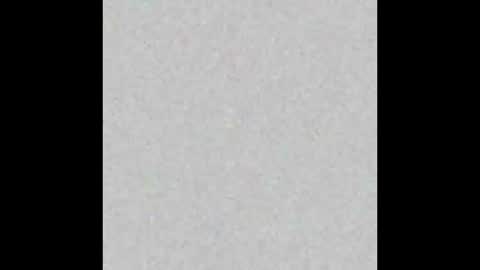 Snapshot of zoeroux_ chatting on September 19, 3:52 am Zoe online show from September 19, 3:52 am