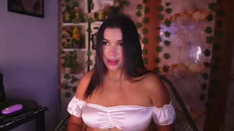 zoey fox  online show from July 2, 12:21 am