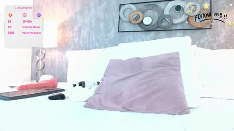 Snapshot of zoey_it chatting on March 9, 7:07 pm zoe online show from March 9, 7:07 pm
