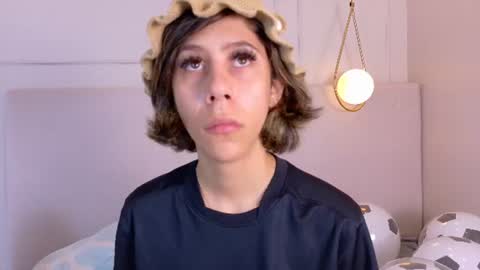 Zoey online show from July 10, 1:36 pm