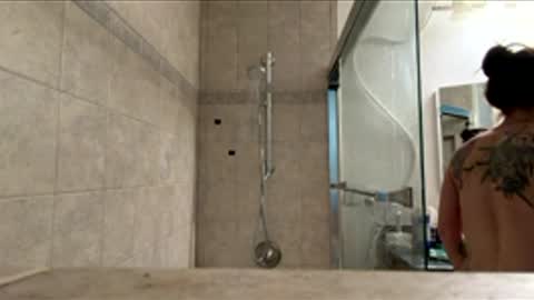 Snapshot of zoeyportland chatting on March 16, 5:02 am Zoey Portland online show from March 16, 5:02 am