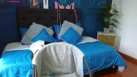 Snapshot of zohet_kriss chatting on April 2, 2:47 pm CALL ME Z O H E T online show from April 2, 2:47 pm