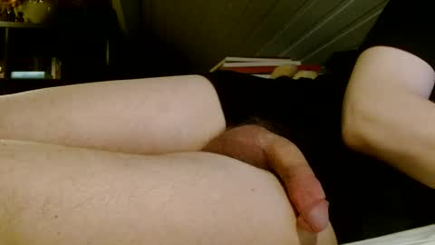 Snapshot of zolexthomas chatting on December 14, 9:45 pm zolexthomas online show from December 14, 9:45 pm