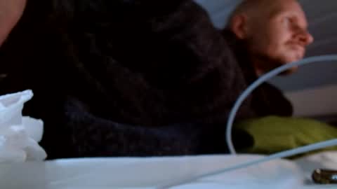 Snapshot of zolexthomas chatting on December 17, 2:11 pm zolexthomas online show from December 17, 2:11 pm