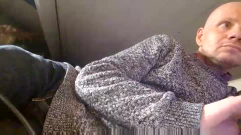 Snapshot of zolexthomas chatting on February 19, 6:54 pm zolexthomas online show from February 19, 6:54 pm