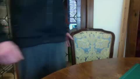 Snapshot of zomaslive chatting on March 15, 6:30 am Zomas online show from March 15, 6:30 am