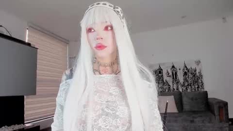 Snapshot of zombieeporcelainex chatting on March 13, 10:49 pm SOPHIE online show from March 13, 10:49 pm