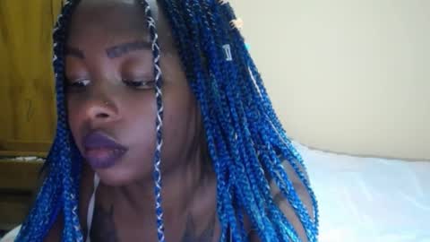 Zooe online show from February 9, 10:54 pm