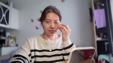 Melani online show from March 29, 1:11 pm