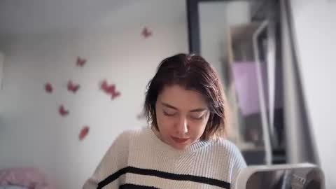 Melani online show from April 6, 3:02 pm