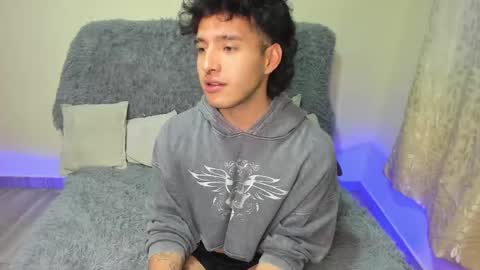 ZOREN online show from October 22, 1:06 am