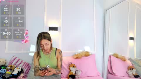 Violeta online show from April 26, 12:36 pm