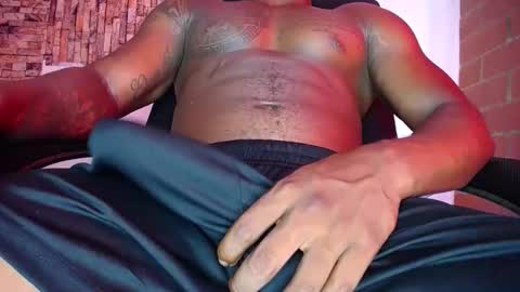 zousxxx online show from April 28, 3:50 pm