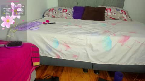 zule online show from September 21, 11:39 pm