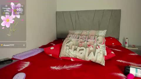 Snapshot of zule__williams chatting on December 21, 1:02 am zule online show from December 21, 1:02 am