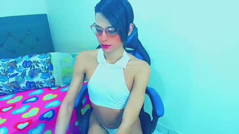 Snapshot of zulramth chatting on May 10, 3:50 pm zulramth online show from May 10, 3:50 pm