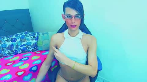 Snapshot of zulramth chatting on May 13, 6:44 am zulramth online show from May 13, 6:44 am