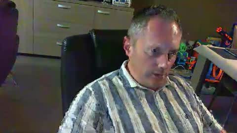 zultem online show from October 13, 5:24 pm