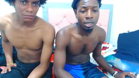 zulyyth online show from May 12, 11:57 pm