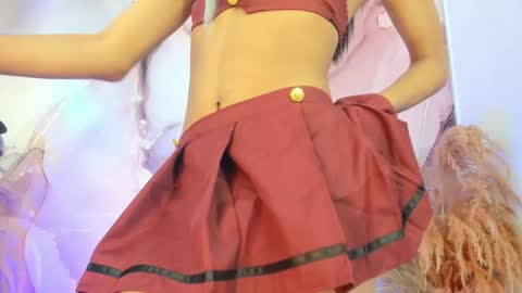 Zuri Lux online show from March 8, 9:29 pm