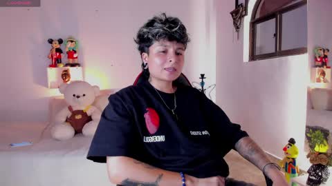Zury Ramirez online show from May 15, 8:05 pm