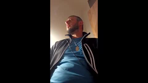 zvrhlikodvedle online show from April 25, 2:14 am