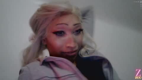 ZYA online show from December 25, 2:57 am