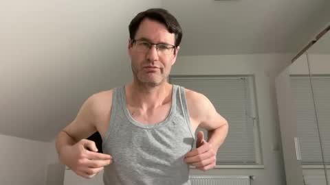 zzz123_cam online show from April 12, 9:31 pm