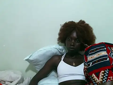 Snapshot of cutte_aleeshaa chatting on October 9, 12:25 pm cutte aleeshaa online show from October 9, 12:25 pm