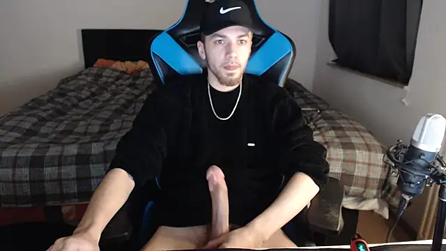 AlbanerYaro45 online show from January 22, 10:59 pm