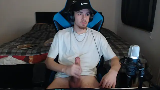 AlbanerYaro45 online show from February 12, 12:16 am