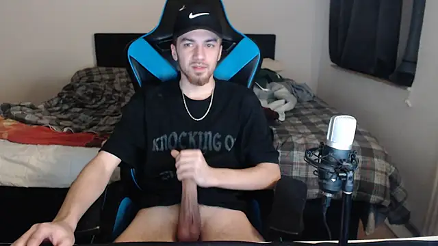 AlbanerYaro45 online show from February 19, 10:09 pm