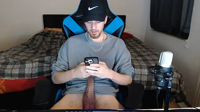 AlbanerYaro45 online show from February 22, 10:52 pm