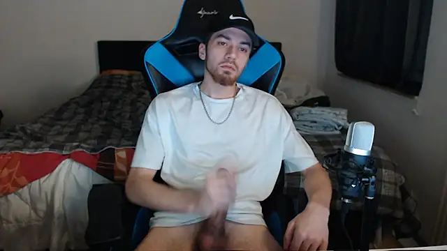 AlbanerYaro45 online show from February 27, 7:37 pm