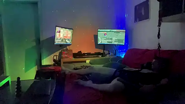 Snapshot of davidgntxxxxx chatting on September 18, 4:58 am davidgntxxxxx online show from September 18, 4:58 am