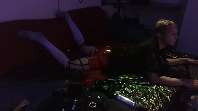 Snapshot of davidgntxxxxx chatting on October 16, 5:36 pm davidgntxxxxx online show from October 16, 5:36 pm