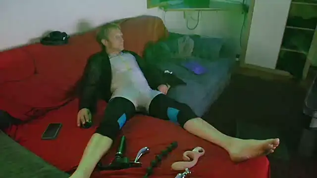 davidgntxxxxx online show from May 4, 3:35 am
